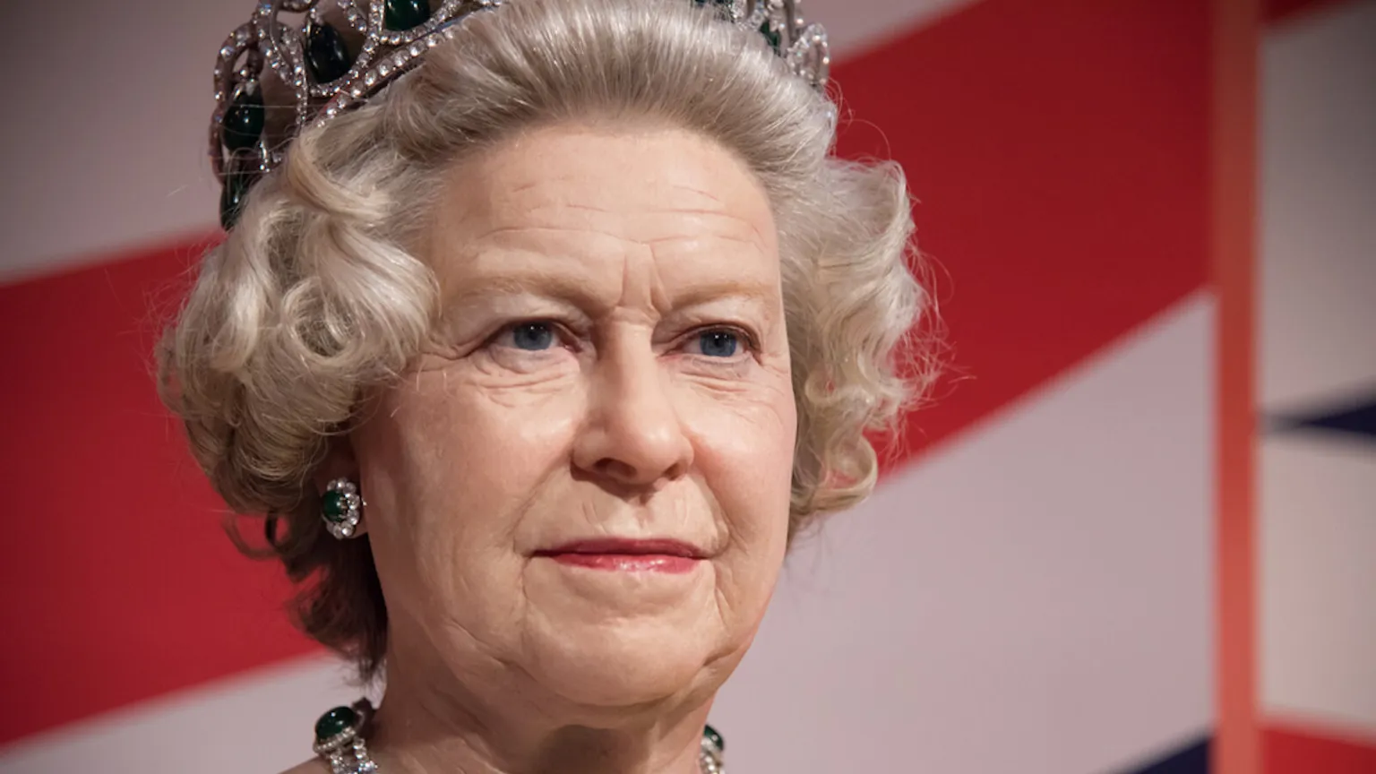 AI Chatbot Allegedly Backed Man's Plan to Kill Queen Elizabeth II