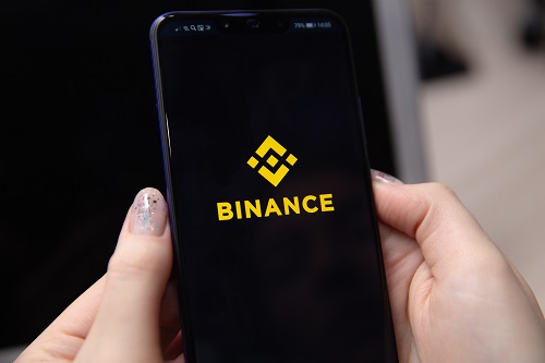 Binance delisting news plunges SRM, SNM and YFII tokens